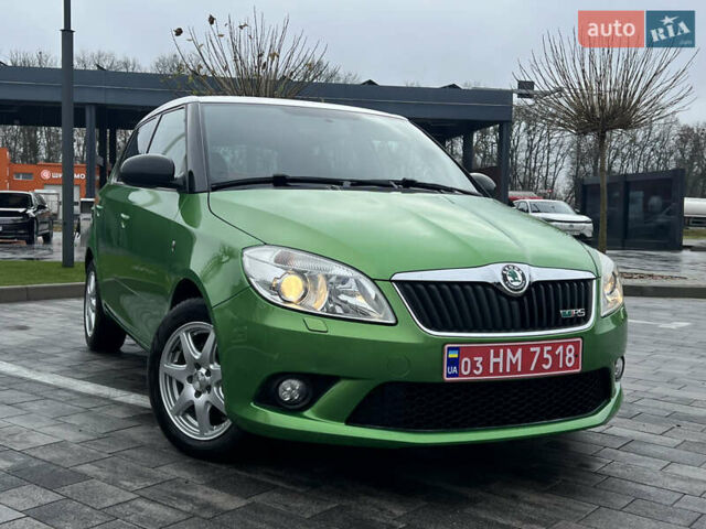 Зеленый Шкода Фабия, объемом двигателя 1.4 л и пробегом 144 тыс. км за 9200 $, фото 18 на Automoto.ua