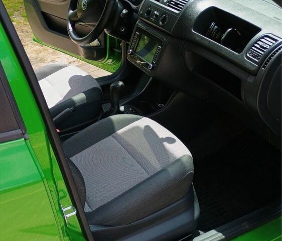 Шкода Фабия 2012 в Львове на Automoto.ua Зеленый Шкода Фабия, объемом двигателя 1.2 л и пробегом 209 тыс. км за 4757 $, фото 4 на Automoto.ua