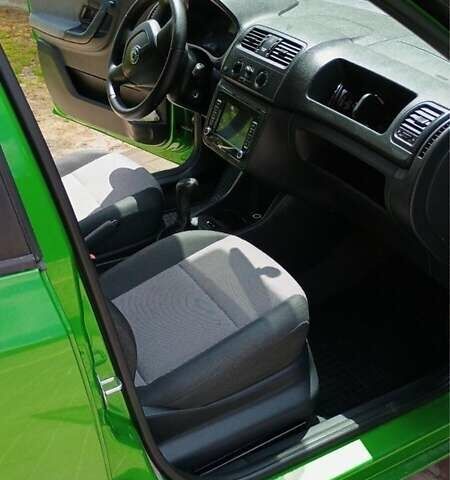 Шкода Фабия 2012 в Львове на Automoto.ua Зеленый Шкода Фабия, объемом двигателя 1.2 л и пробегом 209 тыс. км за 4757 $, фото 3 на Automoto.ua