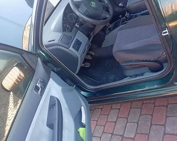 Шкода Фабия 2001 в Городке на Automoto.ua Зеленый Шкода Фабия, объемом двигателя 1.4 л и пробегом 215 тыс. км за 2799 $, фото 4 на Automoto.ua