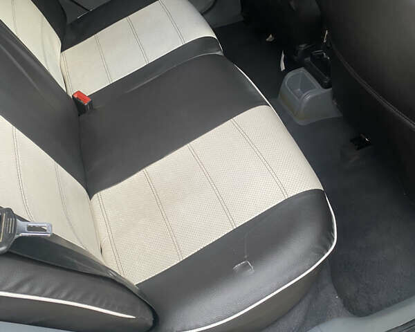 Зелений Шкода Фабія, об'ємом двигуна 1.9 л та пробігом 240 тис. км за 2799 $, фото 7 на Automoto.ua