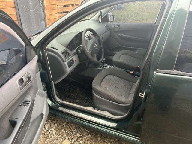 Зелений Шкода Фабія, об'ємом двигуна 1.4 л та пробігом 212 тис. км за 2600 $, фото 2 на Automoto.ua