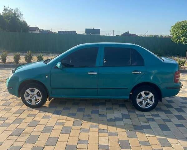 Зеленый Шкода Фабия, объемом двигателя 1.9 л и пробегом 229 тыс. км за 2999 $, фото 3 на Automoto.ua