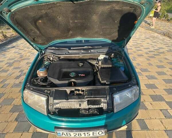 Зеленый Шкода Фабия, объемом двигателя 1.9 л и пробегом 229 тыс. км за 2999 $, фото 24 на Automoto.ua