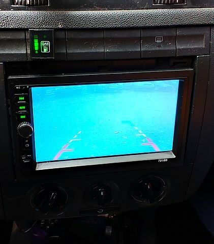 Зеленый Шкода Фабия, объемом двигателя 1.4 л и пробегом 319 тыс. км за 2800 $, фото 9 на Automoto.ua