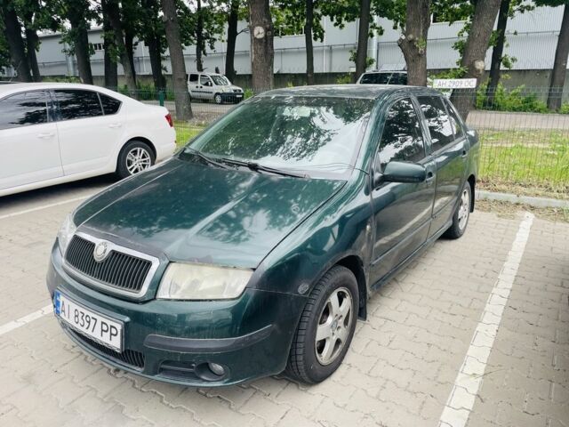Зеленый Шкода Фабия, объемом двигателя 1.4 л и пробегом 365 тыс. км за 1900 $, фото 2 на Automoto.ua