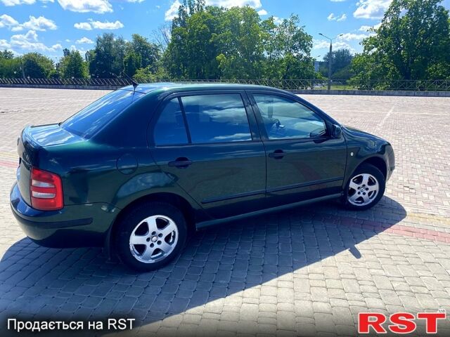 Зеленый Шкода Фабия, объемом двигателя 1.2 л и пробегом 238 тыс. км за 3800 $, фото 1 на Automoto.ua