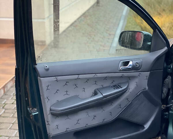 Зелений Шкода Фабія, об'ємом двигуна 1.4 л та пробігом 196 тис. км за 2150 $, фото 26 на Automoto.ua