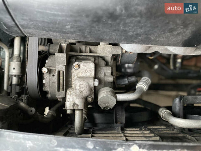 Зелений Шкода Фабія, об'ємом двигуна 1.4 л та пробігом 196 тис. км за 2299 $, фото 33 на Automoto.ua