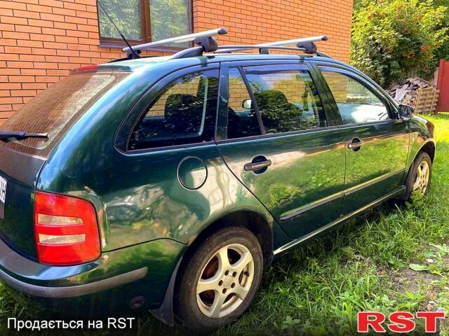 Зелений Шкода Фабія, об'ємом двигуна 1.4 л та пробігом 427 тис. км за 3100 $, фото 4 на Automoto.ua