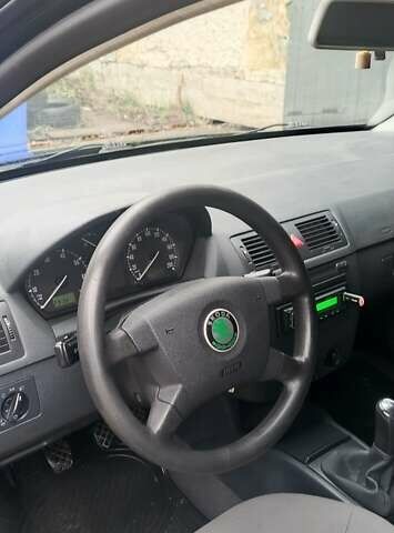 Зелений Шкода Фабія, об'ємом двигуна 1.39 л та пробігом 240 тис. км за 3399 $, фото 25 на Automoto.ua