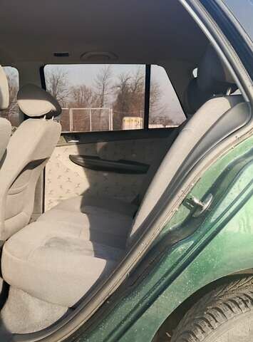 Зеленый Шкода Фабия, объемом двигателя 1.39 л и пробегом 240 тыс. км за 3250 $, фото 18 на Automoto.ua