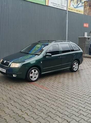 Зелений Шкода Фабія, об'ємом двигуна 1.39 л та пробігом 240 тис. км за 3399 $, фото 4 на Automoto.ua