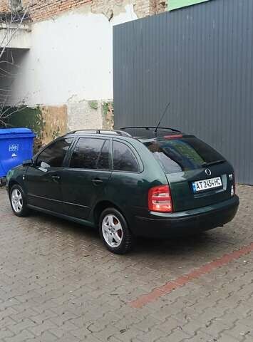 Зелений Шкода Фабія, об'ємом двигуна 1.39 л та пробігом 240 тис. км за 3399 $, фото 5 на Automoto.ua