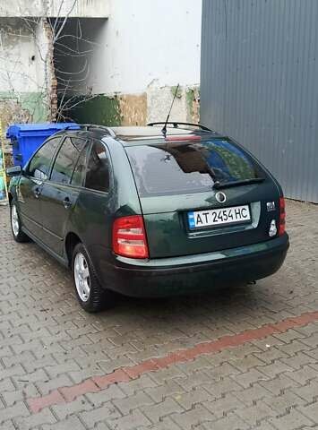 Зелений Шкода Фабія, об'ємом двигуна 1.39 л та пробігом 240 тис. км за 3399 $, фото 6 на Automoto.ua