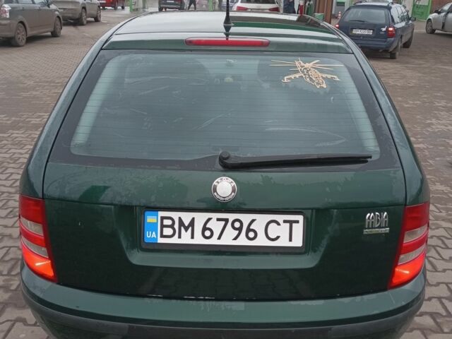 Зеленый Шкода Фабия, объемом двигателя 1.4 л и пробегом 270 тыс. км за 3600 $, фото 3 на Automoto.ua