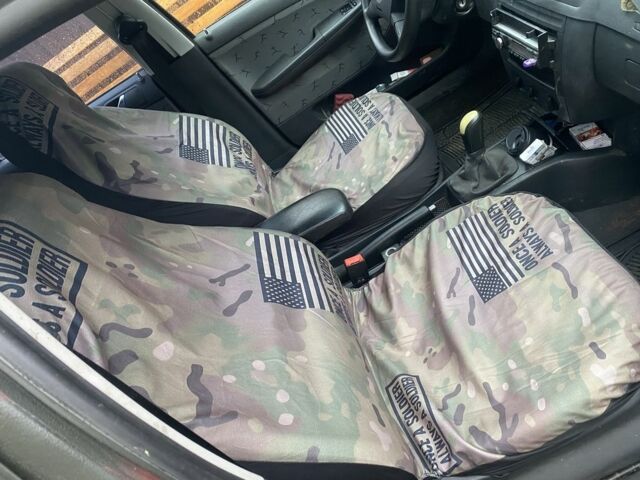 Зеленый Шкода Фабия, объемом двигателя 1.4 л и пробегом 304 тыс. км за 2400 $, фото 4 на Automoto.ua