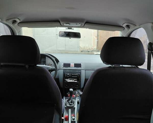 Зеленый Шкода Фабия, объемом двигателя 1.4 л и пробегом 289 тыс. км за 2800 $, фото 14 на Automoto.ua