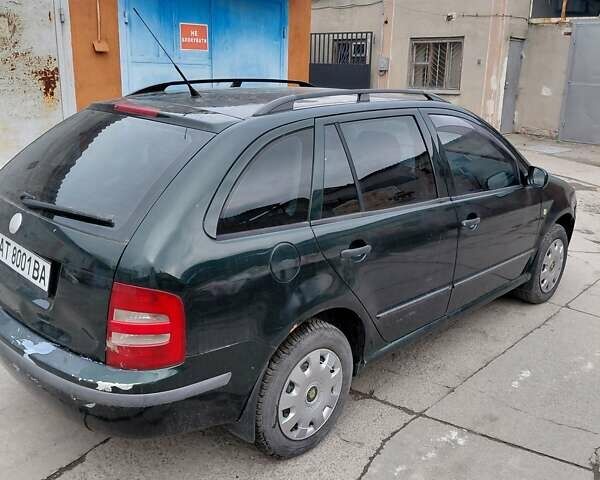 Зеленый Шкода Фабия, объемом двигателя 1.4 л и пробегом 289 тыс. км за 2800 $, фото 24 на Automoto.ua