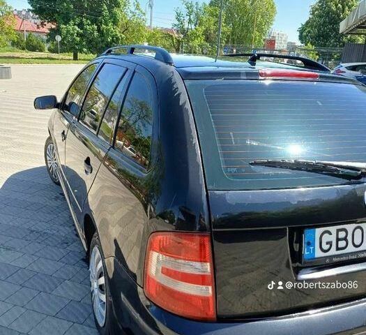 Зеленый Шкода Фабия, объемом двигателя 1.9 л и пробегом 240 тыс. км за 2000 $, фото 2 на Automoto.ua