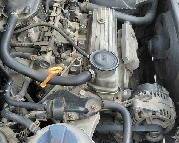 Зеленый Шкода Фабия, объемом двигателя 1.4 л и пробегом 289 тыс. км за 2800 $, фото 4 на Automoto.ua