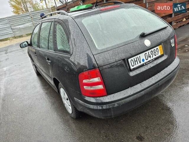 Зелений Шкода Фабія, об'ємом двигуна 1.39 л та пробігом 218 тис. км за 4300 $, фото 9 на Automoto.ua