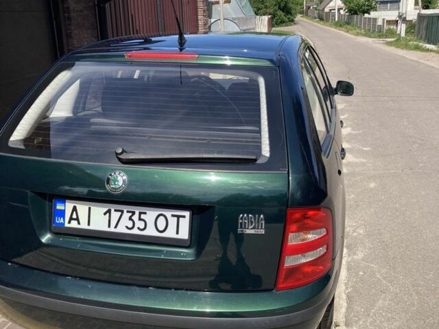 Зеленый Шкода Фабия, объемом двигателя 1.4 л и пробегом 112 тыс. км за 4200 $, фото 2 на Automoto.ua