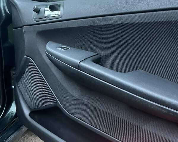 Зелений Шкода Фабія, об'ємом двигуна 1.4 л та пробігом 268 тис. км за 3400 $, фото 4 на Automoto.ua