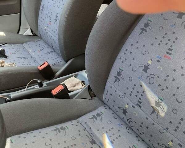 Зелений Шкода Фабія, об'ємом двигуна 1.4 л та пробігом 112 тис. км за 4200 $, фото 6 на Automoto.ua