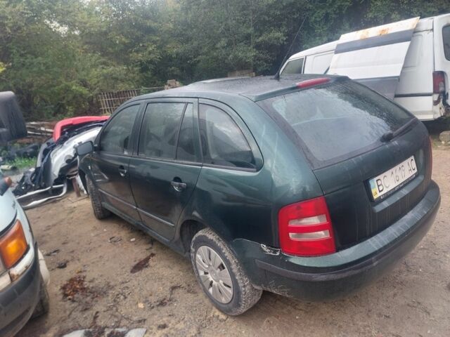 Зеленый Шкода Фабия, объемом двигателя 0 л и пробегом 200 тыс. км за 1199 $, фото 2 на Automoto.ua