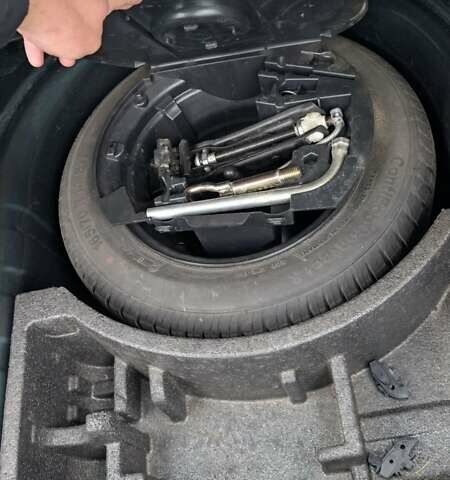 Зеленый Шкода Фабия, объемом двигателя 1.39 л и пробегом 230 тыс. км за 3800 $, фото 11 на Automoto.ua