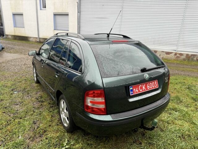 Зеленый Шкода Фабия, объемом двигателя 1.4 л и пробегом 265 тыс. км за 4600 $, фото 5 на Automoto.ua