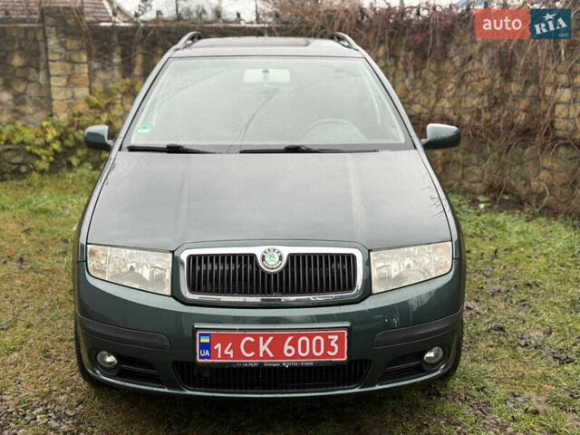 Зелений Шкода Фабія, об'ємом двигуна 1.39 л та пробігом 265 тис. км за 4700 $, фото 1 на Automoto.ua