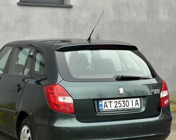 Зеленый Шкода Фабия, объемом двигателя 1.39 л и пробегом 200 тыс. км за 4299 $, фото 19 на Automoto.ua