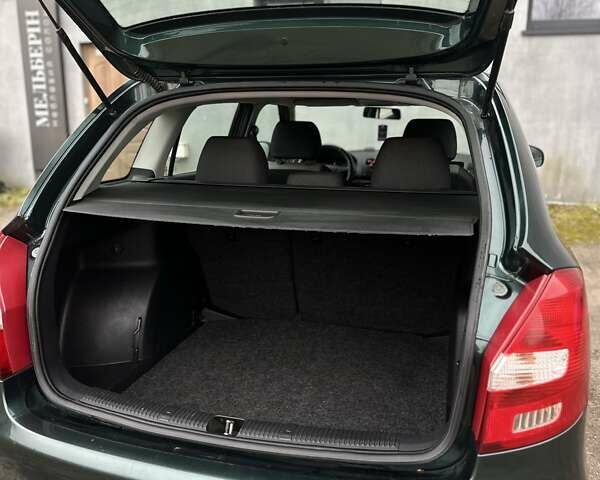 Зеленый Шкода Фабия, объемом двигателя 1.39 л и пробегом 200 тыс. км за 4299 $, фото 30 на Automoto.ua