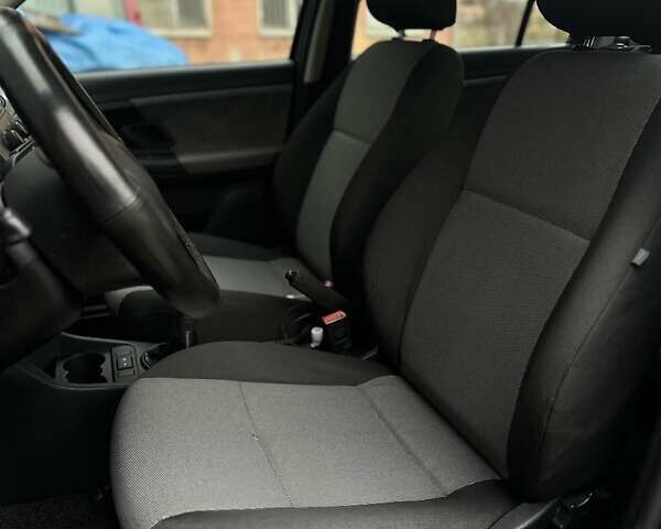 Зеленый Шкода Фабия, объемом двигателя 1.39 л и пробегом 200 тыс. км за 4299 $, фото 35 на Automoto.ua