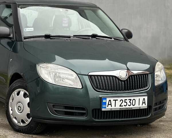 Зеленый Шкода Фабия, объемом двигателя 1.39 л и пробегом 200 тыс. км за 4299 $, фото 16 на Automoto.ua