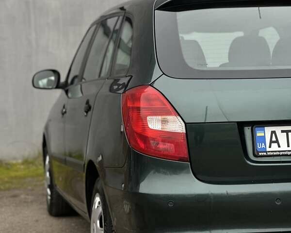 Зеленый Шкода Фабия, объемом двигателя 1.39 л и пробегом 200 тыс. км за 4299 $, фото 23 на Automoto.ua