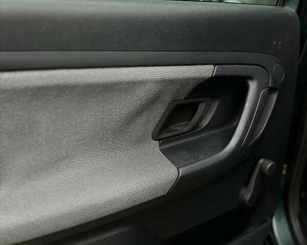 Зеленый Шкода Фабия, объемом двигателя 1.39 л и пробегом 200 тыс. км за 4299 $, фото 38 на Automoto.ua