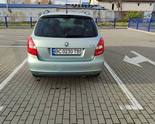 Зеленый Шкода Фабия, объемом двигателя 1.2 л и пробегом 193 тыс. км за 5500 $, фото 9 на Automoto.ua