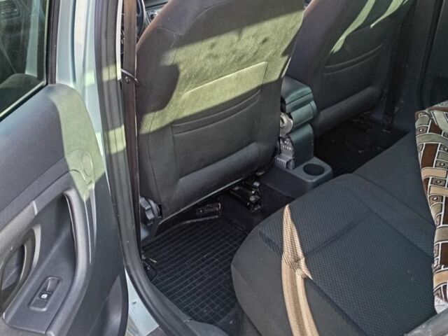 Зеленый Шкода Фабия, объемом двигателя 1.6 л и пробегом 245 тыс. км за 5200 $, фото 5 на Automoto.ua