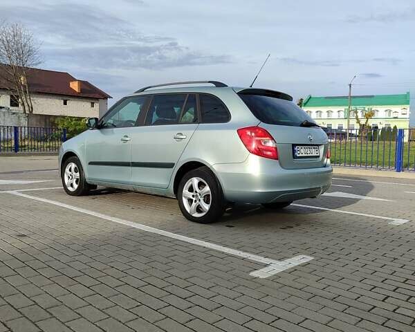 Зеленый Шкода Фабия, объемом двигателя 1.2 л и пробегом 193 тыс. км за 5500 $, фото 3 на Automoto.ua