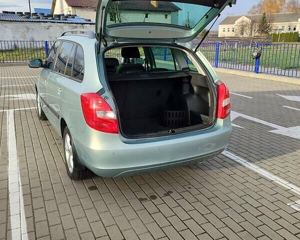 Зеленый Шкода Фабия, объемом двигателя 1.2 л и пробегом 193 тыс. км за 5500 $, фото 10 на Automoto.ua