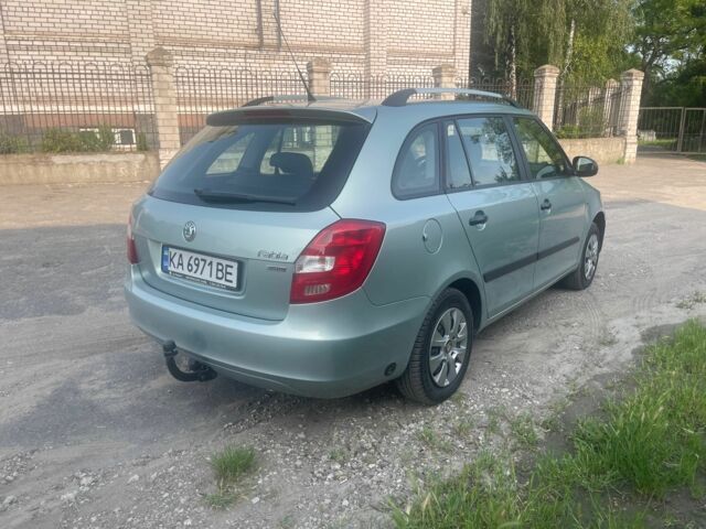 Зеленый Шкода Фабия, объемом двигателя 1.2 л и пробегом 187 тыс. км за 5300 $, фото 6 на Automoto.ua