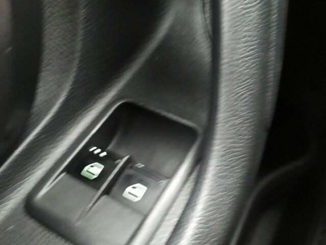 Зеленый Шкода Фабия, объемом двигателя 1.2 л и пробегом 230 тыс. км за 4500 $, фото 18 на Automoto.ua