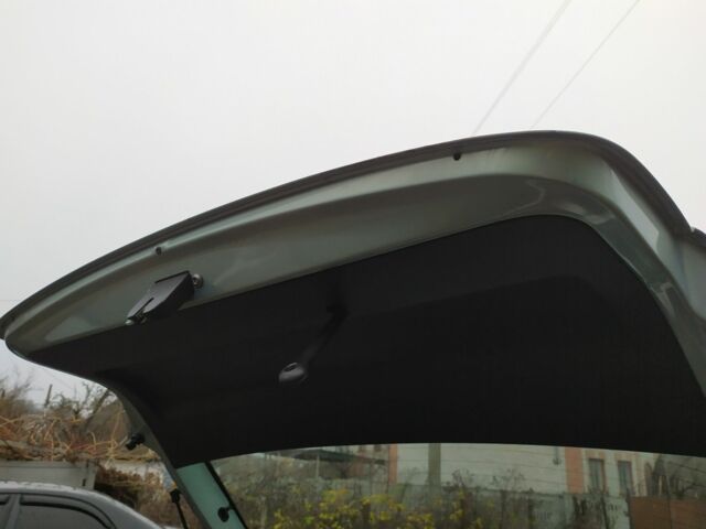 Зеленый Шкода Фабия, объемом двигателя 1.2 л и пробегом 230 тыс. км за 4500 $, фото 14 на Automoto.ua