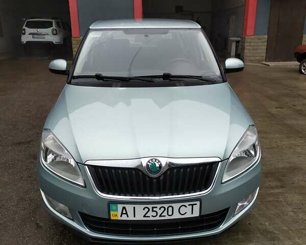 Зеленый Шкода Фабия, объемом двигателя 1.2 л и пробегом 230 тыс. км за 4500 $, фото 19 на Automoto.ua