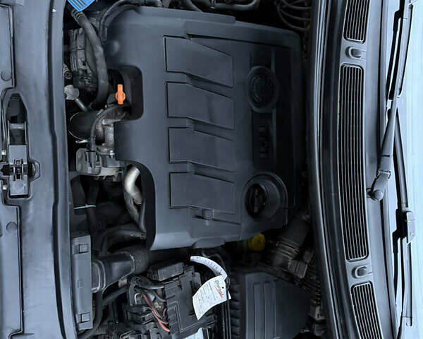 Зелений Шкода Фабія, об'ємом двигуна 1.6 л та пробігом 245 тис. км за 5300 $, фото 18 на Automoto.ua