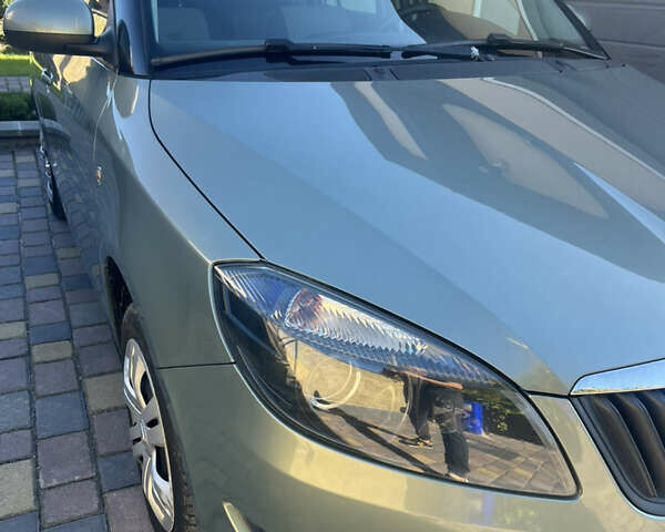 Зелений Шкода Фабія, об'ємом двигуна 1.39 л та пробігом 191 тис. км за 6500 $, фото 6 на Automoto.ua