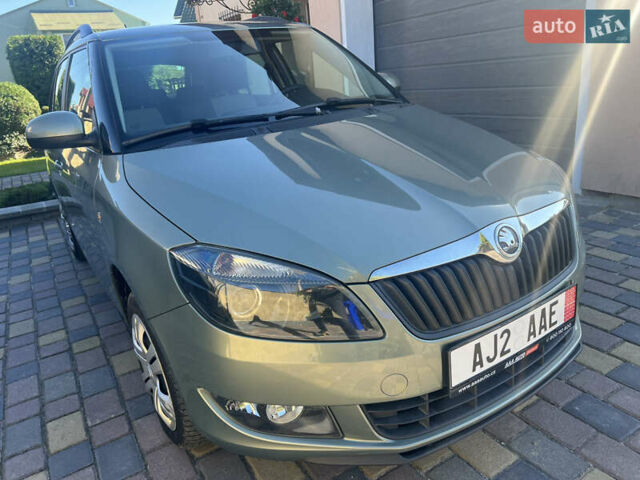 Зелений Шкода Фабія, об'ємом двигуна 1.39 л та пробігом 191 тис. км за 6500 $, фото 3 на Automoto.ua